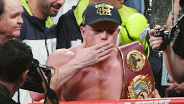 "Canelo" Álvarez subirá al ring para pelear ante Billy Joe Saunders el 8 de mayo en el At&T Stadium