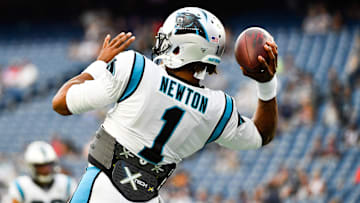 Carolina Panthers QB Cam Newton gets ready to defeat the New England Patriots.