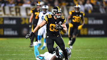 Carolina Panthers v Pittsburgh Steelers
