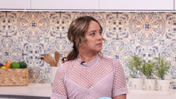 Adamari López es conductora de "Un Nuevo Dia"