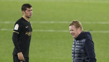 Ronald Koeman y Sergi Roberto
