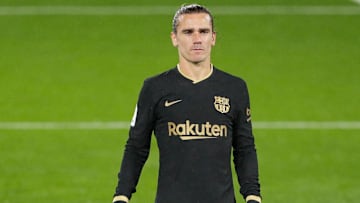 Antoine Griezmann appears unimpressed with Ronald Koeman's system