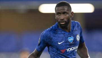 La piste menant à Antonio Rüdiger ne plait pas réellement aux supporters du PSG.