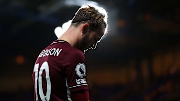 Depois de ficar mais de 200 dias no G4 da Premier League, Leicester se complicou na última rodada e pode ficar fora da Champions. 