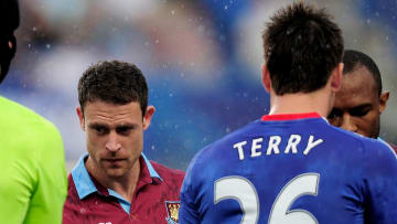 John Terry y Wayne Bridge se niegan el saludo