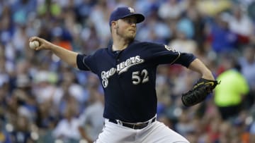 Chicago Cubs v Milwaukee Brewers
