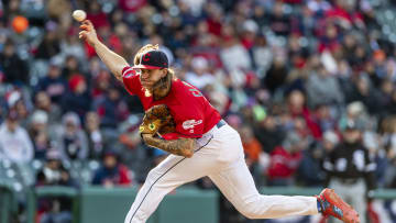 Chicago White Sox v Cleveland Indians
