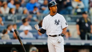 Chris Young, a Yankee in 2015, claimed he learned Apple Watch cheating tactics in the Bronx.