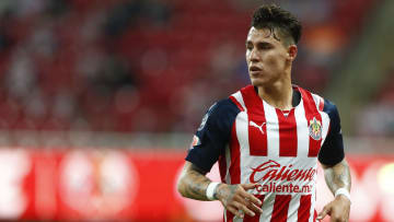 Cristián Calderón no ha acabado de convencer en las Chivas.