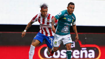 Chivas v Leon - Torneo Guard1anes 2020 Liga MX