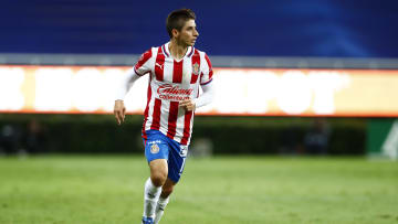 Isaac Brizuela se ha convertido en uno de los grandes líderes del plantel de Chivas