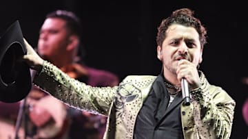 Christian Nodal está comprometido con Belinda