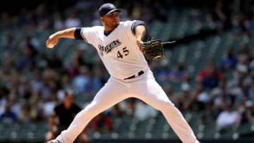 Cincinnati Reds v Milwaukee Brewers