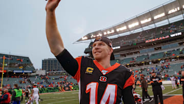 Andy Dalton protagonizó rumores son los New England Patriots