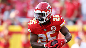 Clyde Edwards-Helaire es uno de los running backs de los Kansas City Chiefs