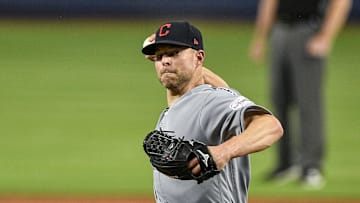 Corey Kluber lanzará con los Rangers en 2020