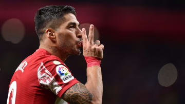 Suárez deixou sua marca contra o Barcelona
