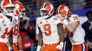 Clemson's Travis Etienne's family receiving threats  from LSU fans