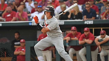 College World Series - Arkansas v Oregon State - Game Three
