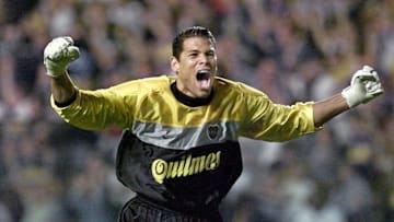 Colombian goalie Oscar Cordoba of Boca Juniors cel