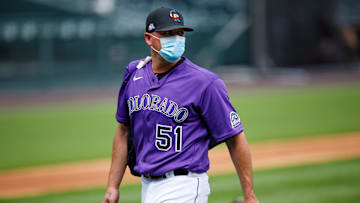 Jake McGee es nuevo jugador de los Rockies 