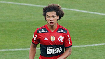 Arão vem sendo peça importante no time de Renato