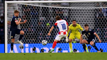 L'incroyable extérieur du pied de Luka Modric.