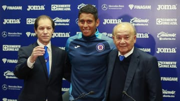 Cruz Azul Unveils New Signings