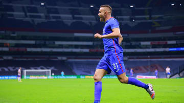 Jonathan Rodríguez en Cruz Azul