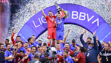 Cruz Azul rompió una sequía de más de 20 años sin levantar la Liga.
