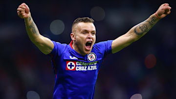 Jonathan Rodriguez en Cruz Azul