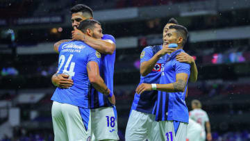 Orbelin Pineda celebra gol de Cruz Azul
