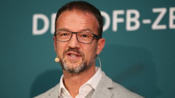 Hat stets einen fundierten Blick auf die Realitäten (auch abseits des Platzes): Fredi Bobic