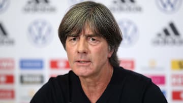 Lässt gegen Spanien drei Debütanten ran: Jogi Löw
