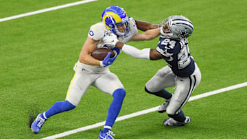 Awuzie es uno de los cornerbacks de la defensa de los Dallas