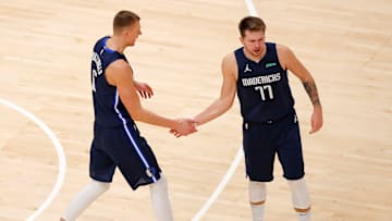 Doncic y Porzingis forman una pareja temible en los Dallas Mavericks