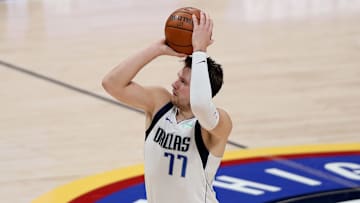 Doncic registró 30.3 puntos por juego durante los duelos del 4 al 10 de enero con los Mavericks