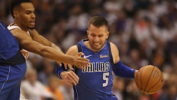 Dallas Mavericks v Phoenix Suns