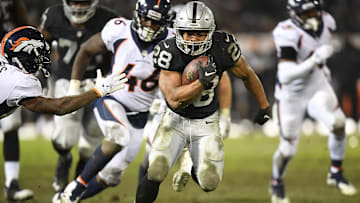 Denver Broncos v Oakland Raiders