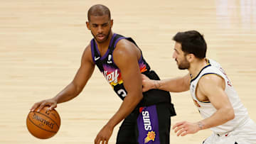 Suns y Nuggets chocan en el tercer juego de su serie de semifinales de conferencia