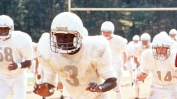 Denzel Washington Stars In Remember The Titans