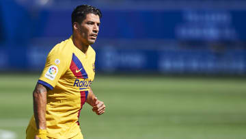 Deportivo Alaves v FC Barcelona  - La Liga
