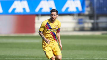 Deportivo Alaves v FC Barcelona  - La Liga
