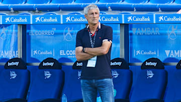 Deportivo Alaves v FC Barcelona  - La Liga