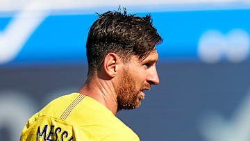 Deportivo Alaves v FC Barcelona  - La Liga