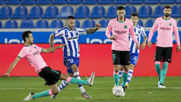 Deportivo Alaves v FC Barcelona - La Liga Santander