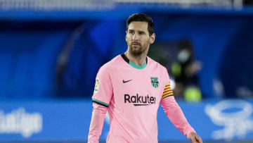 Deportivo Alaves v FC Barcelona - La Liga Santander