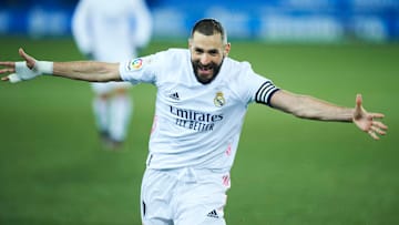 Deportivo Alavés v Real Madrid - La Liga Santander