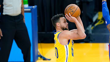 Stephen Curry sigue haciendo historia