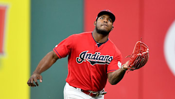 Yasiel Puig trabaja en su regreso a las Grandes Ligas